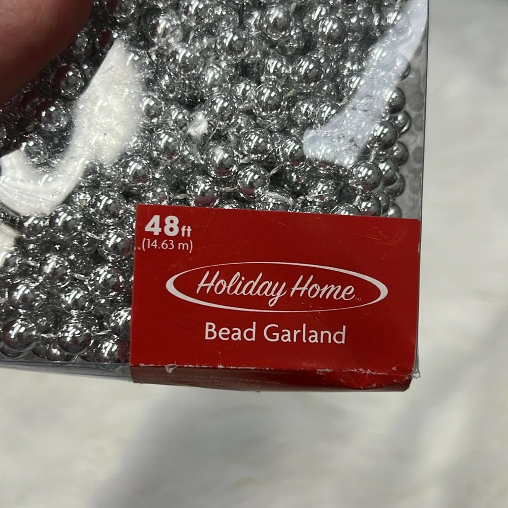 Silver Holiday Garland with Shiny Beads